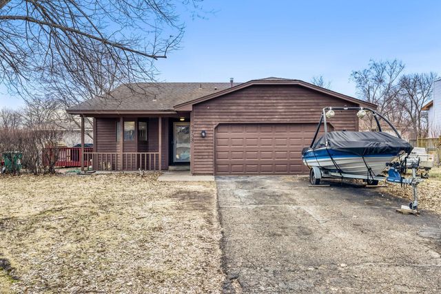 9733 Thomas Avenue N, Brooklyn Park, MN 55444