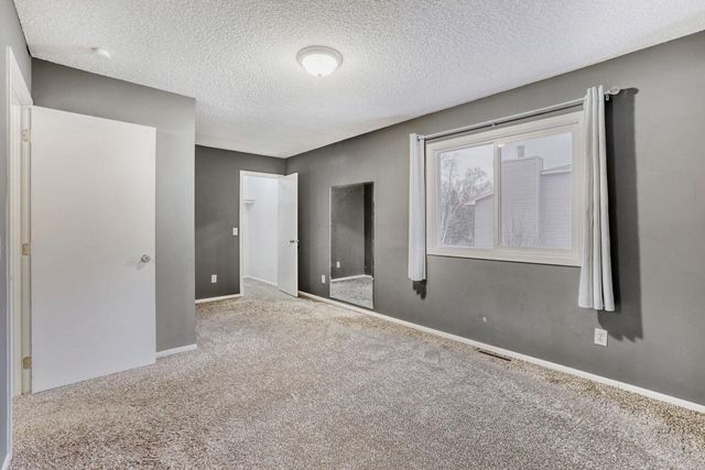 9733 Thomas Avenue N, Brooklyn Park, MN 55444