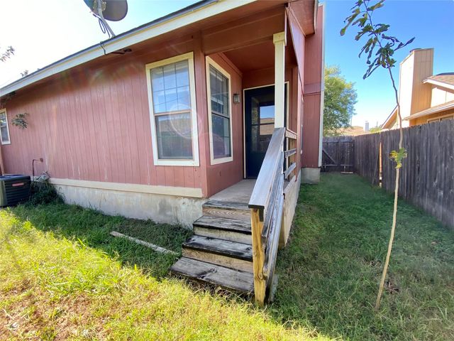 1013 Hyridge ST, Round Rock, TX 78664