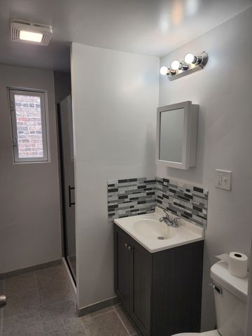 1735 N Latrobe Avenue, Chicago, IL 60639