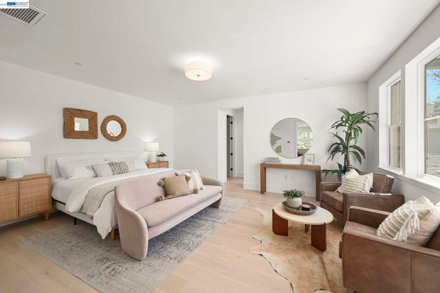 102 Providence Place, Pleasant Hill, CA 94523