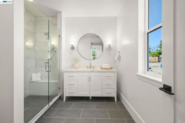 102 Providence Place, Pleasant Hill, CA 94523