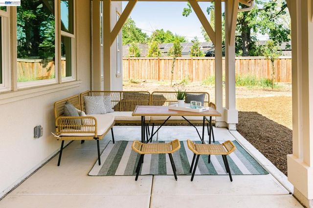 102 Providence Place, Pleasant Hill, CA 94523