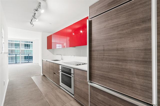 1100 S Miami Avenue 2306, Miami, FL 33130