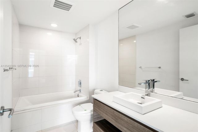 1100 S Miami Avenue 2306, Miami, FL 33130