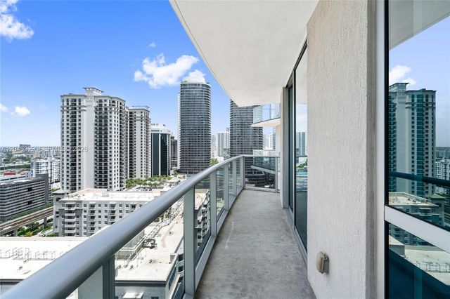 1100 S Miami Avenue 2306, Miami, FL 33130