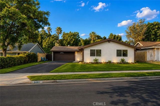 3441 Crownsworth, Corona, CA 92879