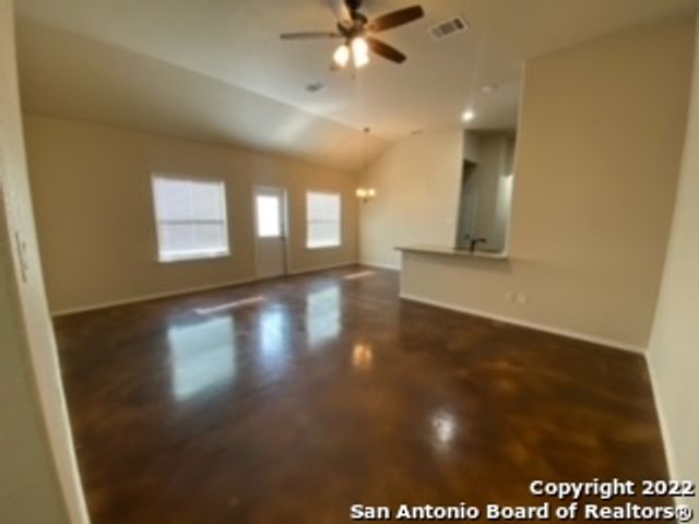 10143 Westover Blf Unit 102, San Antonio, TX 78251