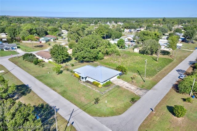 1503 Camphor Avenue, Lake Placid, FL 33852