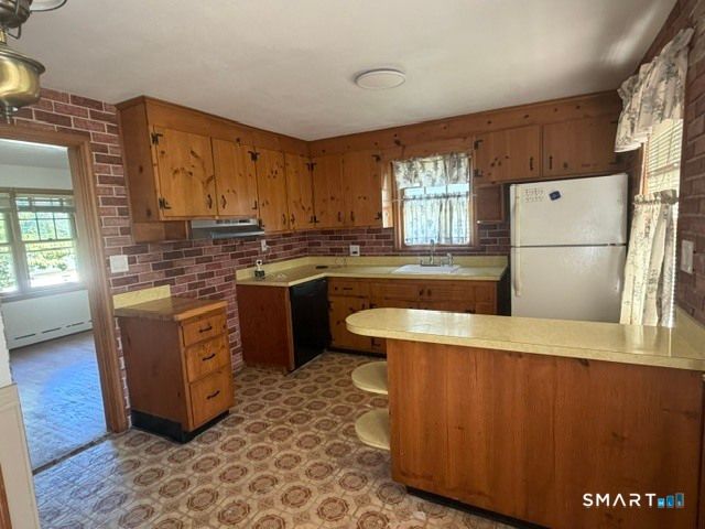 64 Macauley Avenue, Waterbury, CT 06705