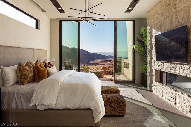 4 Harlow View Court 17, Henderson, NV 89012