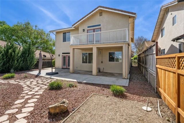 1090 Megan Court, Templeton, CA 93465