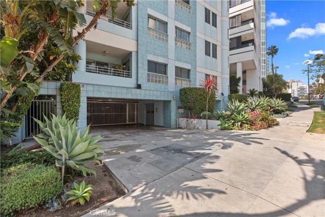 10336 Wilshire 703, Los Angeles, CA 90024