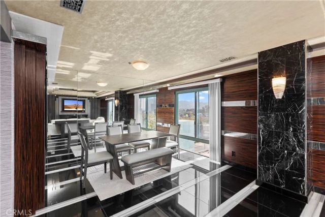 10336 Wilshire 703, Los Angeles, CA 90024