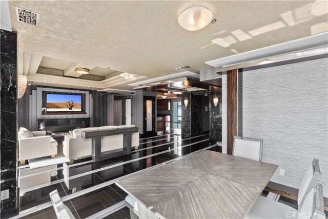 10336 Wilshire 703, Los Angeles, CA 90024