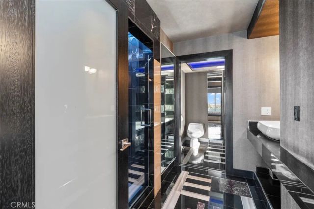 10336 Wilshire 703, Los Angeles, CA 90024