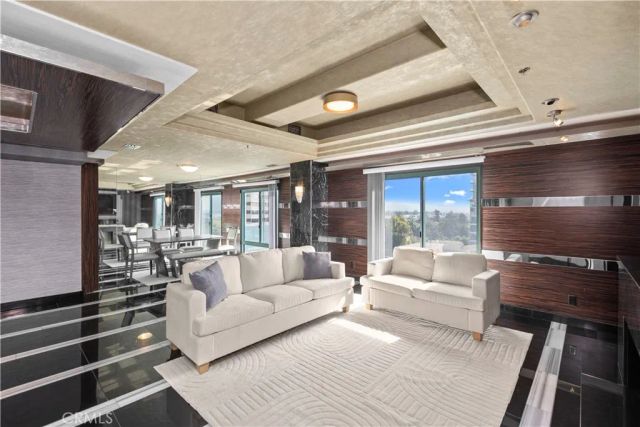10336 Wilshire 703, Los Angeles, CA 90024