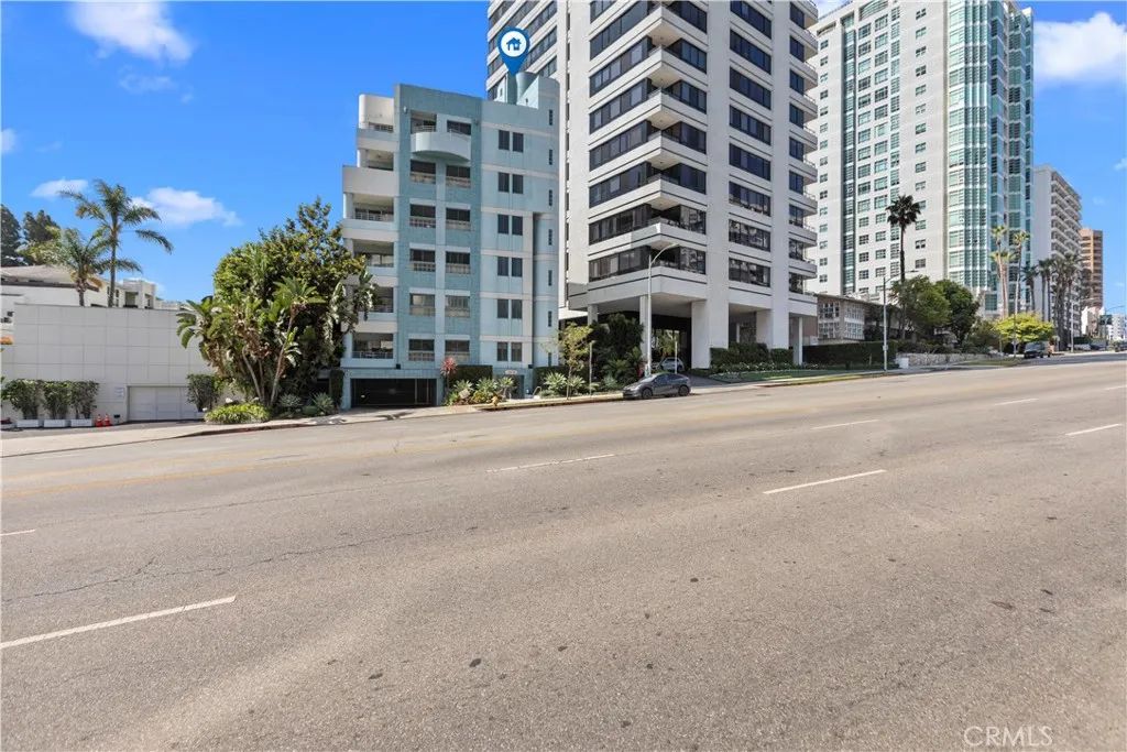 10336 Wilshire 703, Los Angeles, CA 90024
