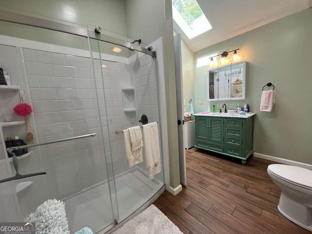131 Hillcrest Drive, Mccaysville, GA 30555