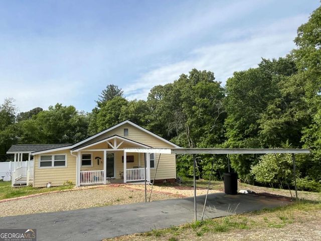 131 Hillcrest Drive, Mccaysville, GA 30555
