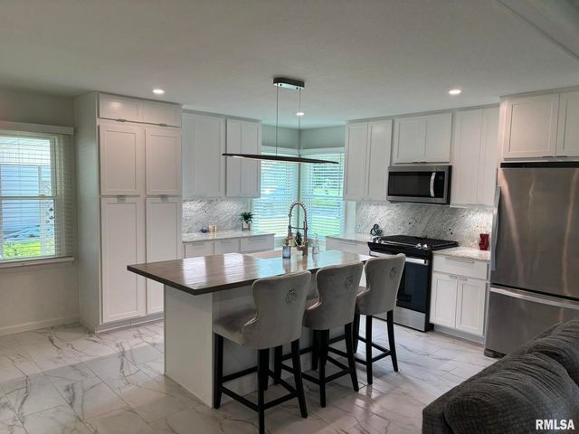 122 Paint Creek Lane, Carmi, IL 62821