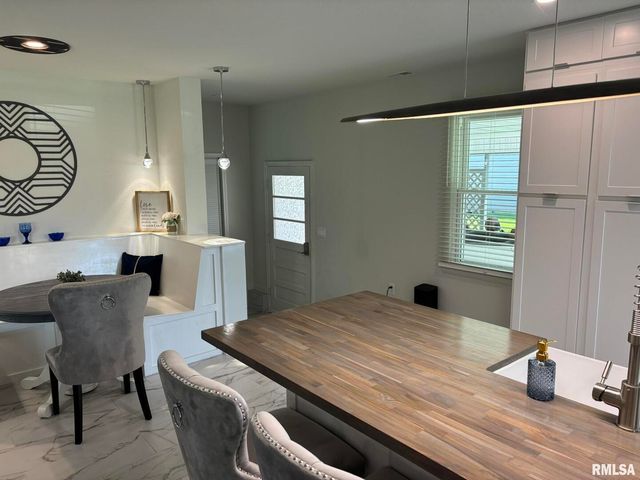 122 Paint Creek Lane, Carmi, IL 62821