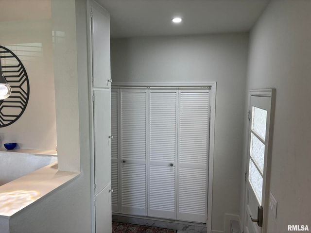 122 Paint Creek Lane, Carmi, IL 62821