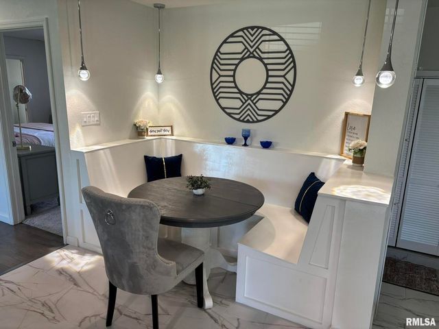 122 Paint Creek Lane, Carmi, IL 62821