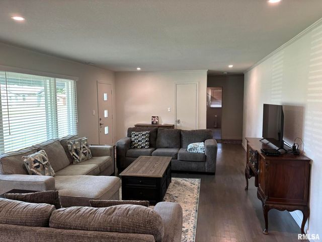 122 Paint Creek Lane, Carmi, IL 62821