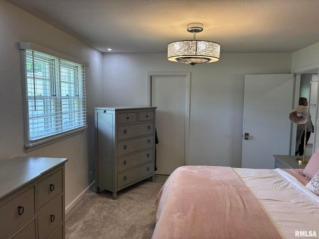 122 Paint Creek Lane, Carmi, IL 62821