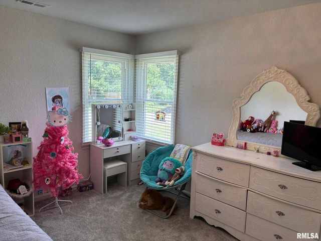 122 Paint Creek Lane, Carmi, IL 62821