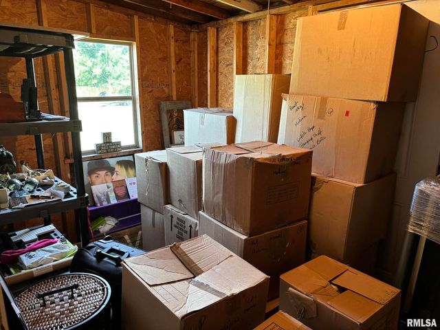 122 Paint Creek Lane, Carmi, IL 62821