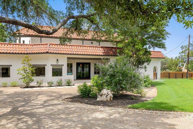 716 N Commons Ford RD, Austin, TX 78733
