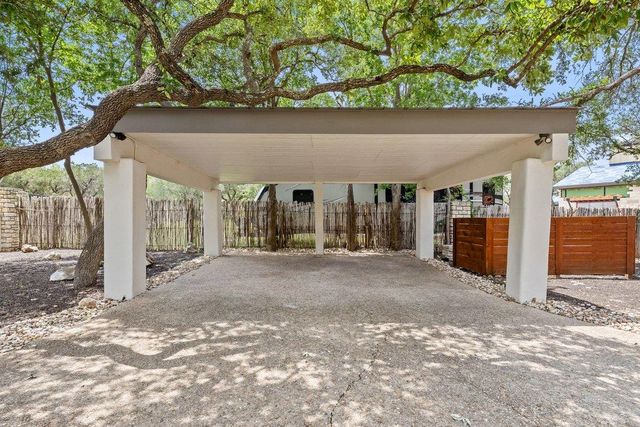 716 N Commons Ford RD, Austin, TX 78733