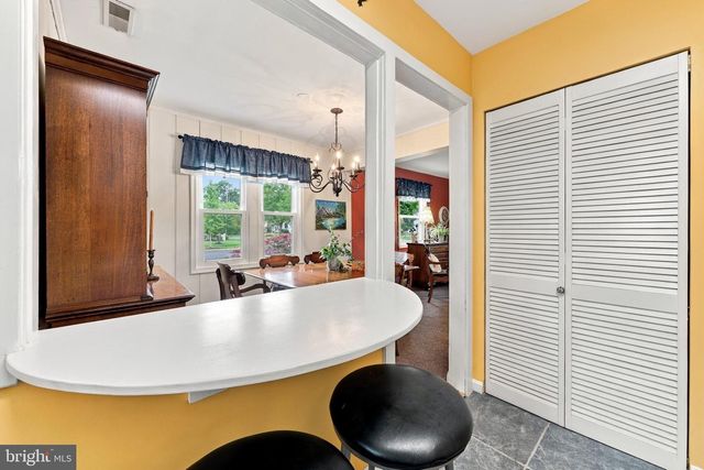 301 HIGH ST, Moorestown, NJ 08057
