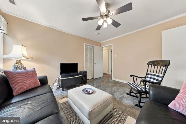 301 HIGH ST, Moorestown, NJ 08057