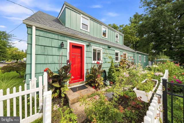 301 HIGH ST, Moorestown, NJ 08057