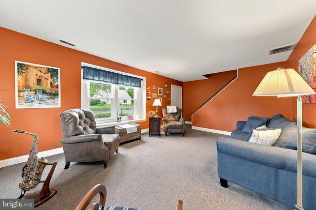 301 HIGH ST, Moorestown, NJ 08057