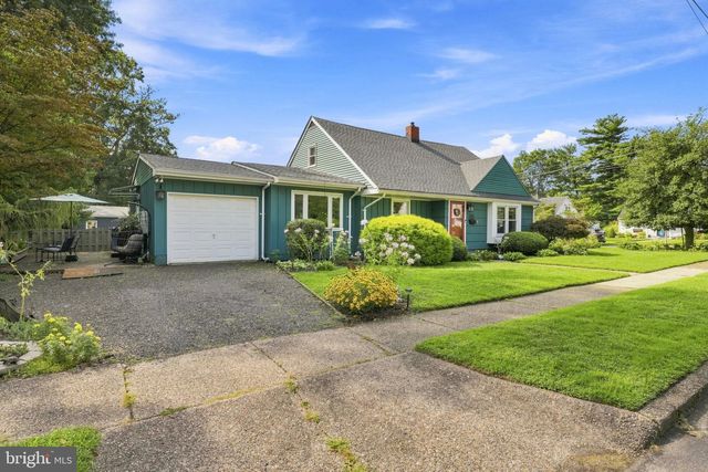 301 HIGH ST, Moorestown, NJ 08057
