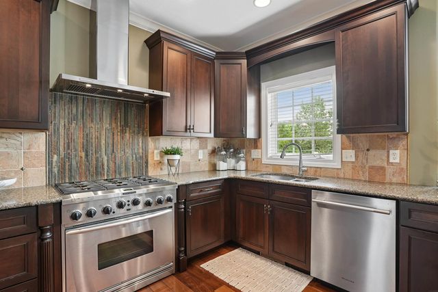 2613 Country Meadow Lane, Cedar Falls, IA 50613