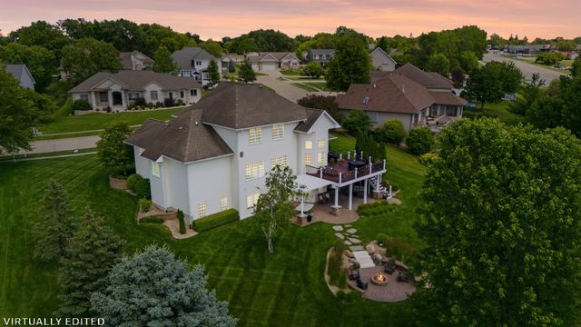 2613 Country Meadow Lane, Cedar Falls, IA 50613