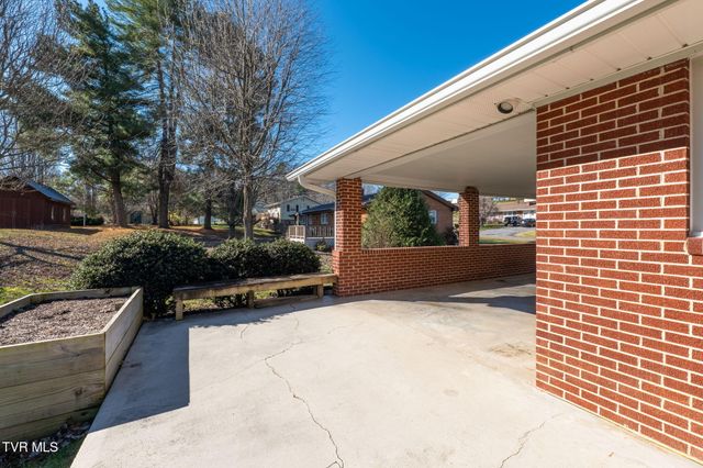 19168 Mercedes Drive, Abingdon, VA 24210