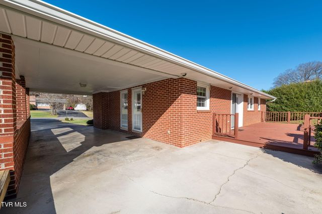 19168 Mercedes Drive, Abingdon, VA 24210