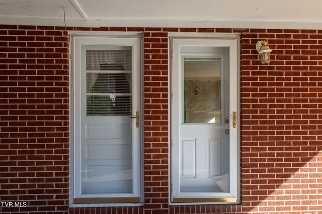 19168 Mercedes Drive, Abingdon, VA 24210