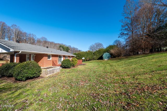 19168 Mercedes Drive, Abingdon, VA 24210