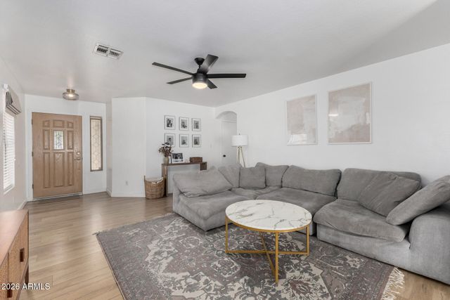 13228 W PORT AU PRINCE Lane, Surprise, AZ 85379