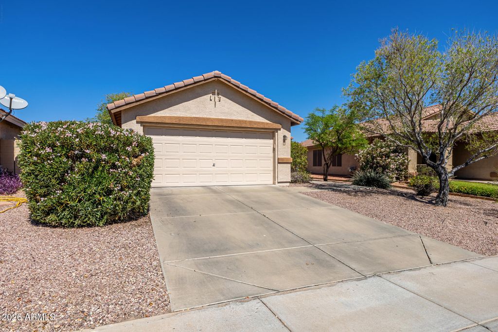 13228 W PORT AU PRINCE Lane, Surprise, AZ 85379