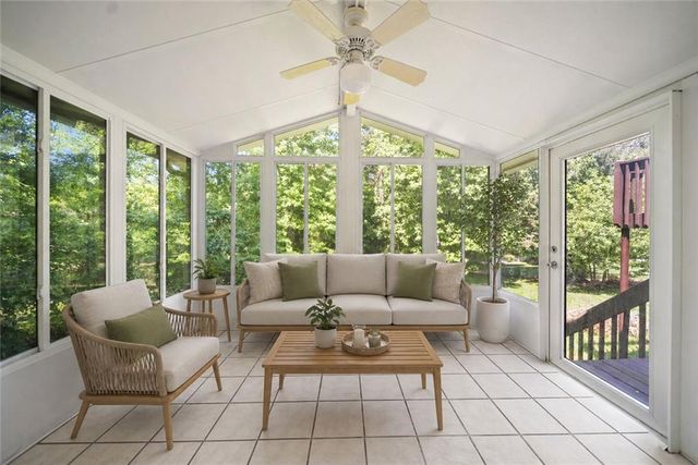 3933 Marguerite Drive NW, Acworth, GA 30101