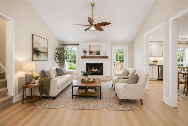 3933 Marguerite Drive NW, Acworth, GA 30101