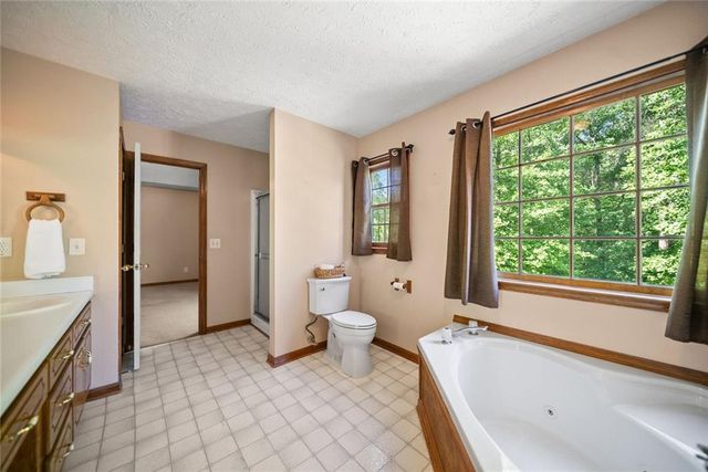 3933 Marguerite Drive NW, Acworth, GA 30101